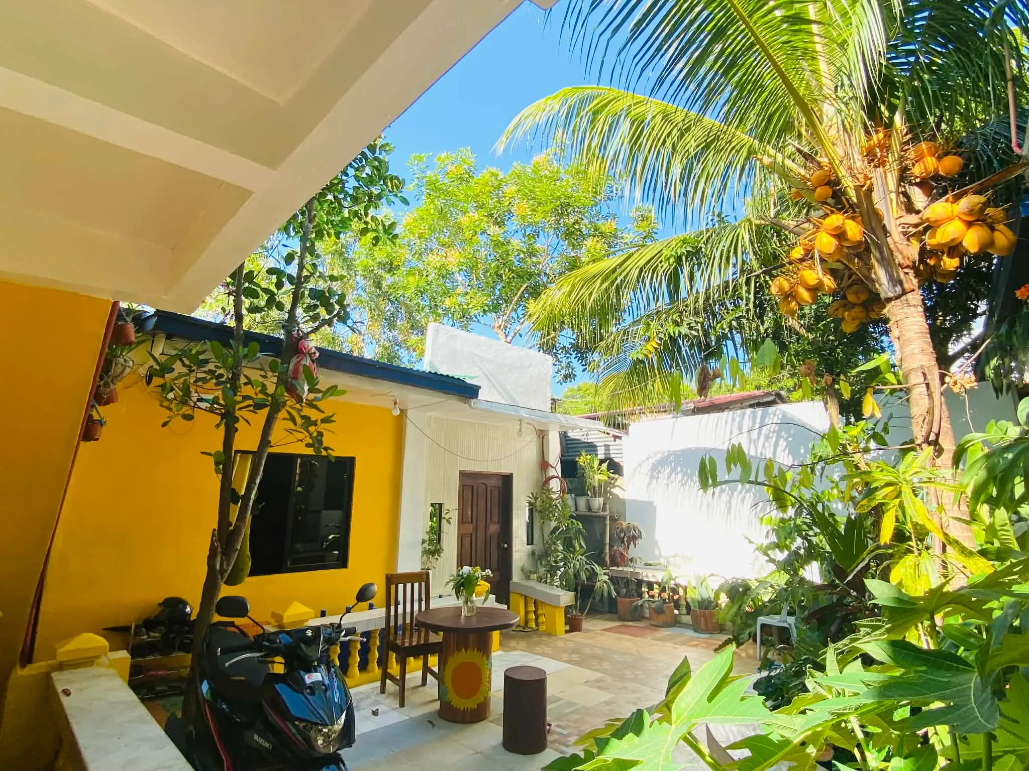Resente Residence